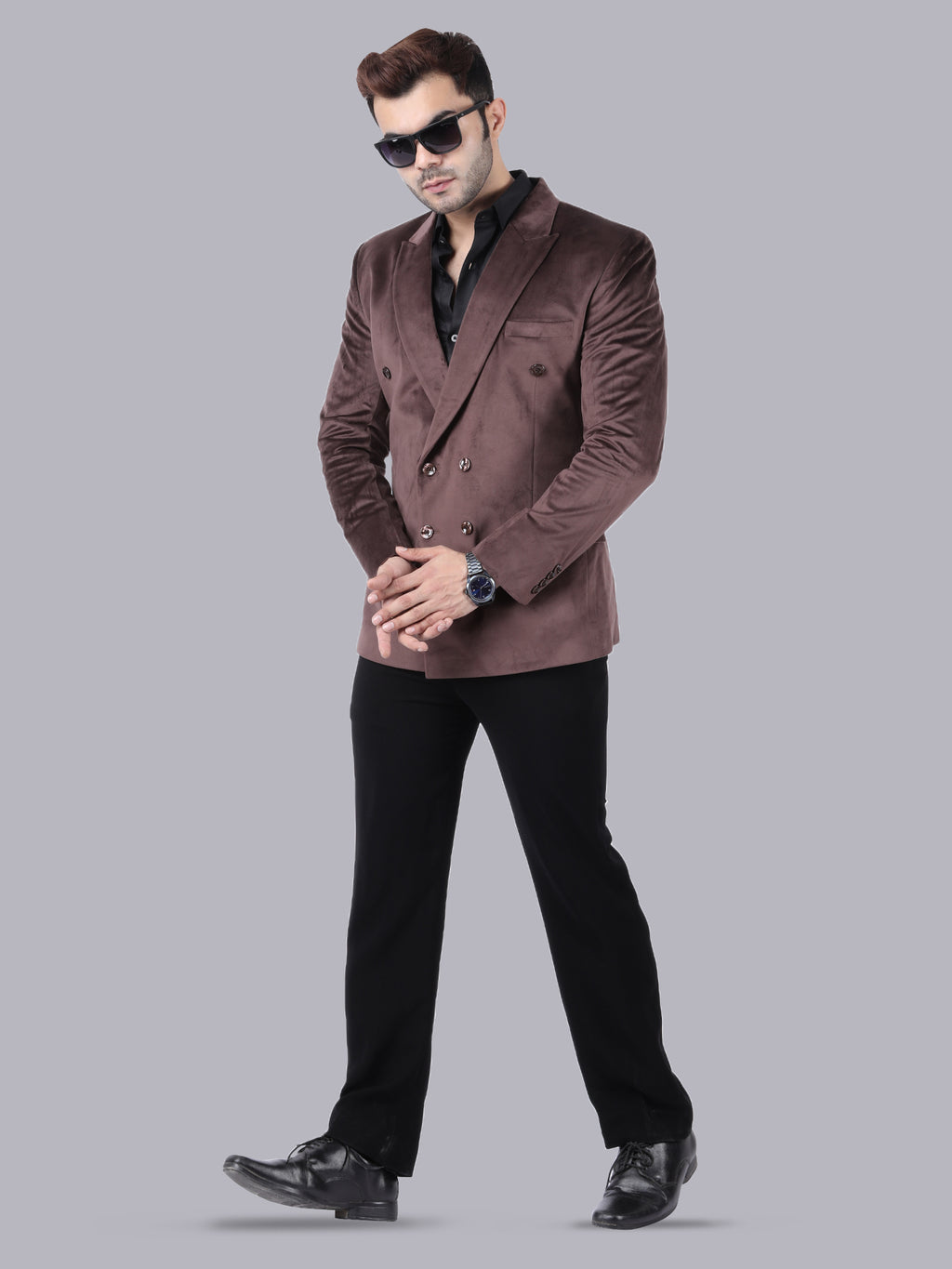 Brown Luxe – Double-Breasted Suit with Black Pant