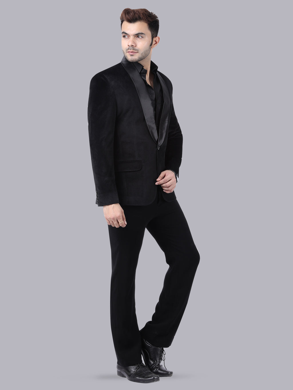 Velvet Noir – Luxury Black Tuxedo Se